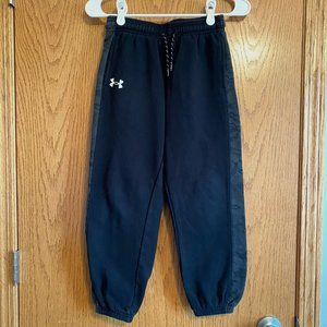 Under Armour Boys Jogger Sweatpants | Black Camo | Elastic Waist